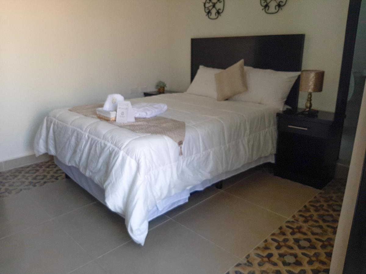 Hotel Recuerdos Valladolid  Ngoại thất bức ảnh